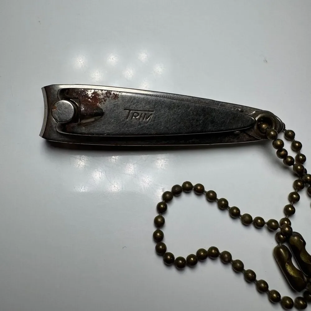 Vintage Trim Nail Clippers Fingernail Clipper With Ball Chain File Bassett USA